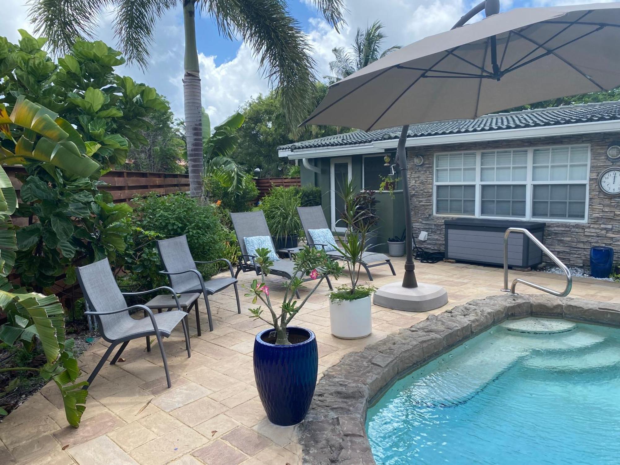 Bed and Breakfast Wilton Manors A Mens Oasis Esterno foto